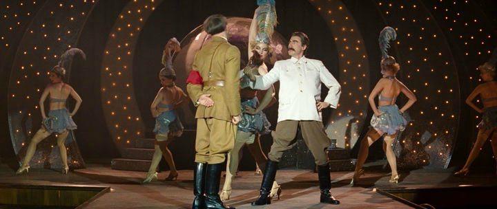 Кадр из фильма Отель Люкс / Hotel Lux (2011)