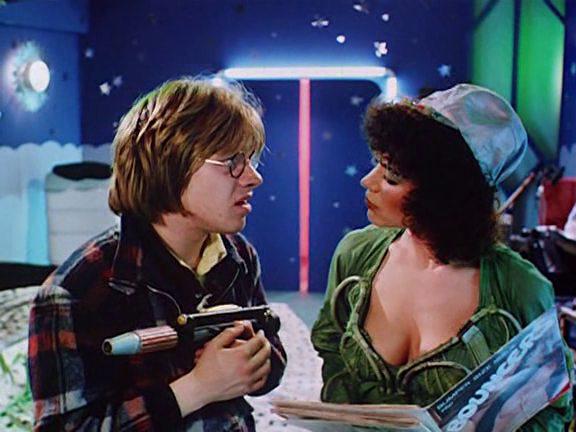 Кадр из фильма В открытом космосе / Outer Touch (1979)