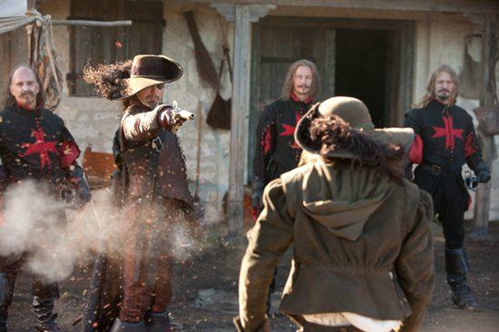 Кадр из фильма Мушкетеры / The Three Musketeers (2011)