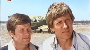 Кадры из фильма Ангар 18 / Hangar 18 (1980)