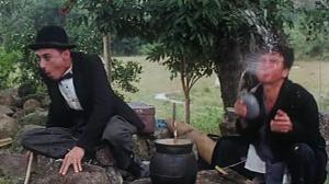 Кадры из фильма Смешные времена / Darkest Hour (1980)