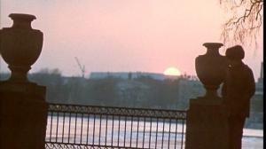 Кадры из фильма К кому залетел певчий кенар (1980)