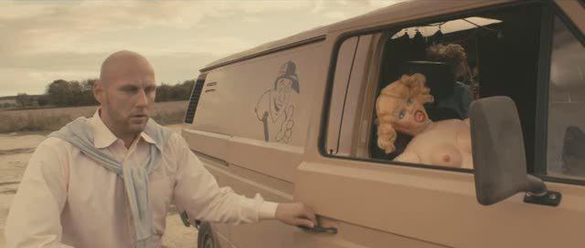 Кадр из фильма Вдребезги (2011)