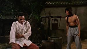 Кадры из фильма Мастер / Bui bun si mun (1980)
