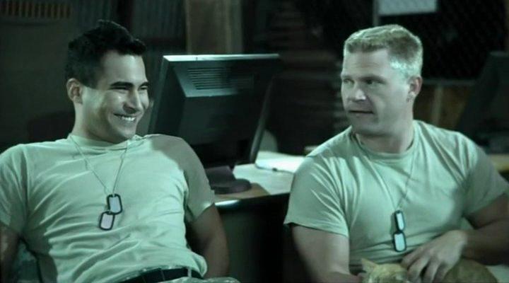 Кадр из фильма Универсальное подразделение / Universal Squadrons (2011)