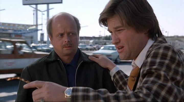 Кадр из фильма Подержанные автомобили / Used cars (1980)