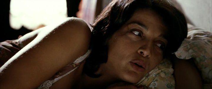 Кадр из фильма Материк / Terraferma (2011)