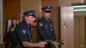 Кадры из фильма Суперполицейский / Poliziotto superpiù (1980)