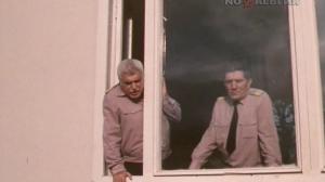 Кадры из фильма Полёт начинается с земли (1980)