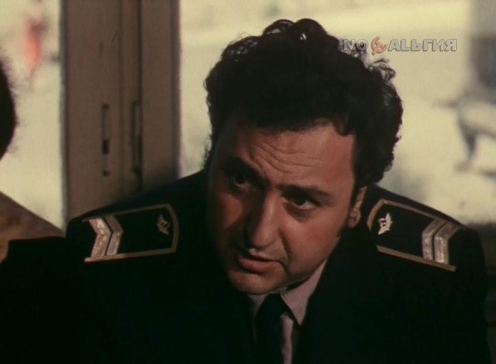 Кадр из фильма Полёт начинается с земли (1980)