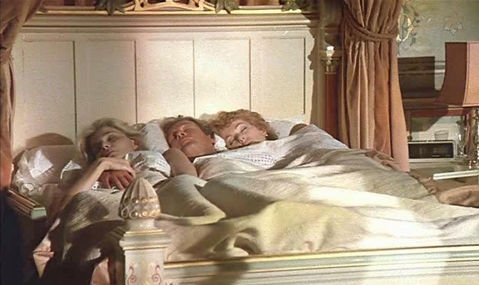 Кадр из фильма Воскресные любовники / Les séducteurs (1980)