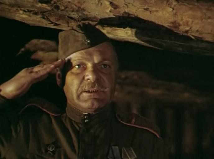 Кадр из фильма Сын полка (1981)