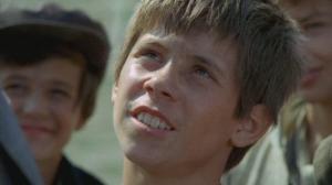 Кадры из фильма Комиссар полиции и малыш / Duelul (1981)