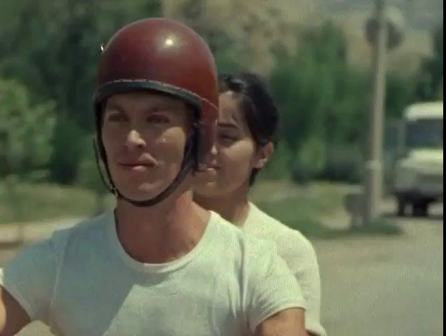 Кадр из фильма Контакт (1981)