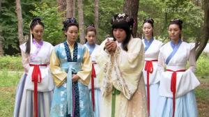 Кадры из фильма Дневник похудения принцессы Хва Пён / Princess Hwapyung's Weight Loss (2011)