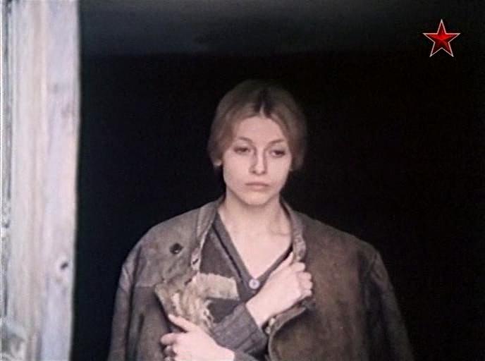 Кадр из фильма Ты должен жить (1981)