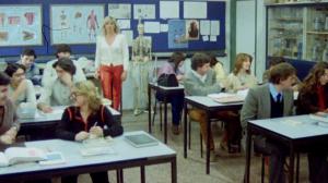 Кадры из фильма Сексуальное просвещение учителей / L'onorevole con l'amante sotto il letto (1981)