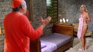Кадры из фильма Сексуальное просвещение учителей / L'onorevole con l'amante sotto il letto (1981)