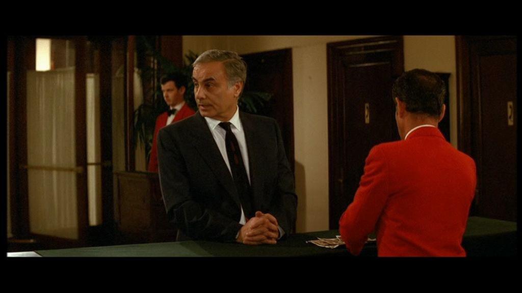 Кадр из фильма Отель «Америка» / Hôtel des Amériques (1981)