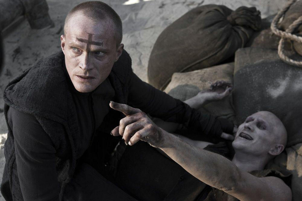 Кадр из фильма Пастырь / Priest (2011)