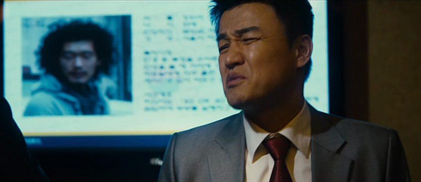 Кадр из фильма Офицер года / Chae-po-wang (2011)
