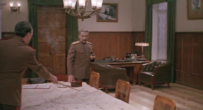 Кадр из фильма Если враг не сдается... (1982)