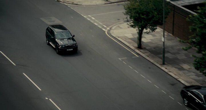 Кадр из фильма Ветеран / The Veteran (2011)