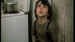 Кадры из фильма Собака в ящике / Kuche v chekmedzhe (1982)