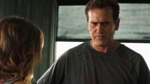 Кадры из фильма Черная метка: Падение Сэма Экса / Burn Notice: The Fall of Sam Axe (2011)