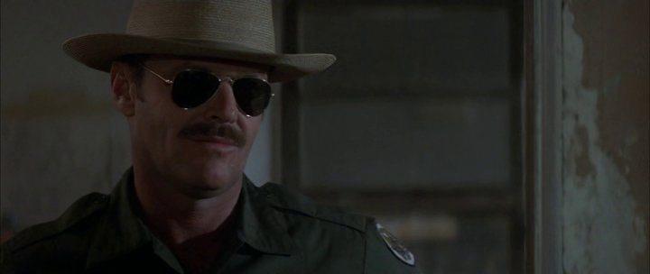 Кадр из фильма Граница / The Border (1982)