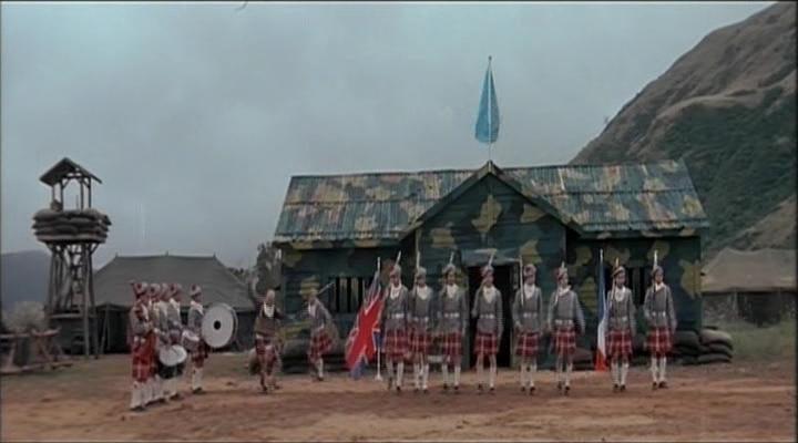 Кадр из фильма Особое задание / Mi ni te gong dui (1982)