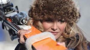 Кадры из фильма Как выйти замуж за миллиардера / Chalet Girl (2011)