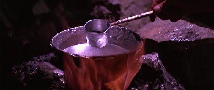 Кадр из фильма Лампы из человеческой кожи / Human Lanterns (1982)