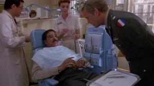 Кадры из фильма Ну и герой / Some Kind of Hero (1982)