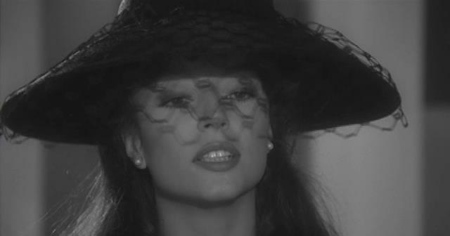 Кадр из фильма Мертвые пледов не носят / Dead Men Don't Wear Plaid (1982)