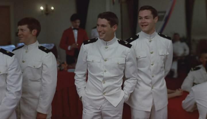 Кадр из фильма Офицер и джентльмен / An Officer and a Gentleman (1982)