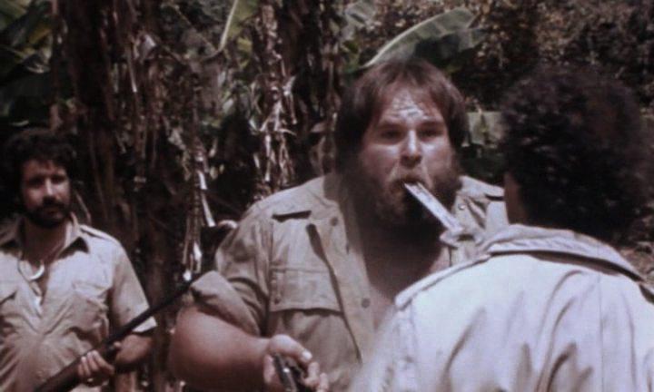 Кадр из фильма Приключения в последнем раю / Incontro nell'ultimo paradiso (1982)