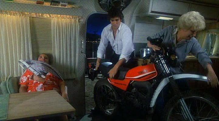 Кадр из фильма Сглазили! / Jinxed! (1982)