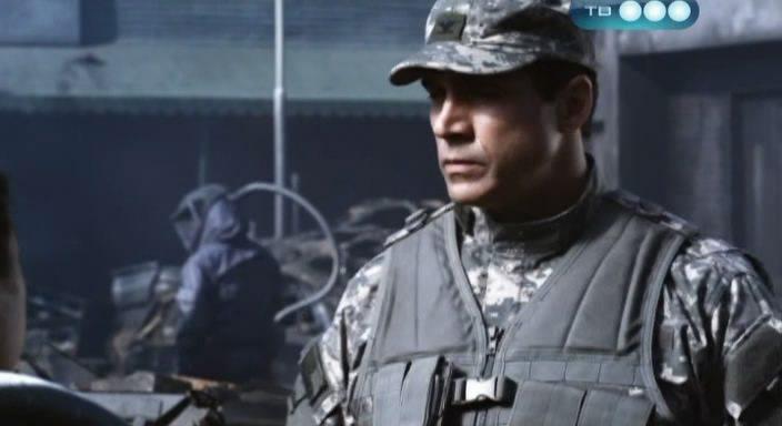 Кадр из фильма Холодный взрыв / Cold Fusion (2011)