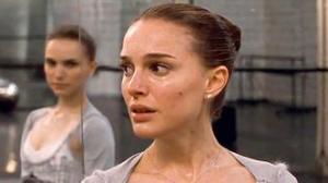 Кадры из фильма Черный Лебедь / Black Swan, Grey Goose (2011)