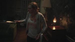 Кадры из фильма Тихий дом / Silent House (2011)