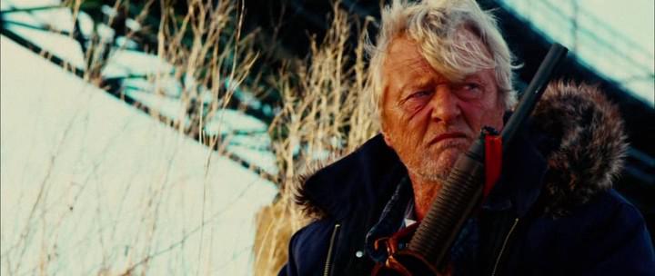 Кадр из фильма Бомж с дробовиком / Hobo with a Shotgun (2011)