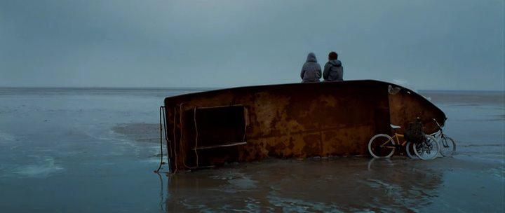 Кадр из фильма Чрево / Bahay bata (2011)