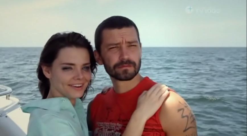 Кадр из фильма Клуши (2011)