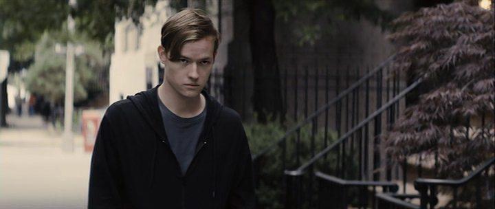 Кадр из фильма Чудный мальчик / Boy Wonder (2010)