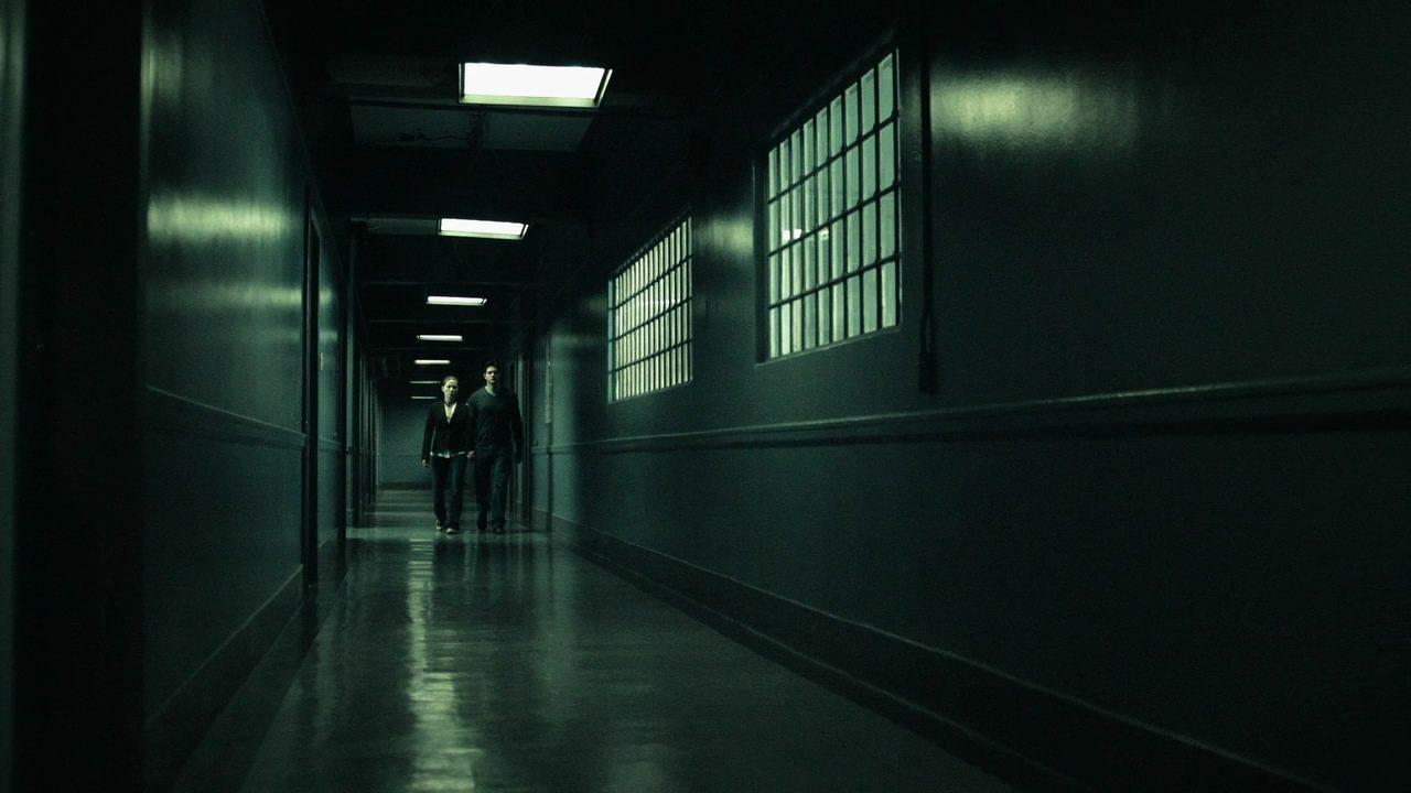 Кадр из фильма Измученный / The Tortured (2010)