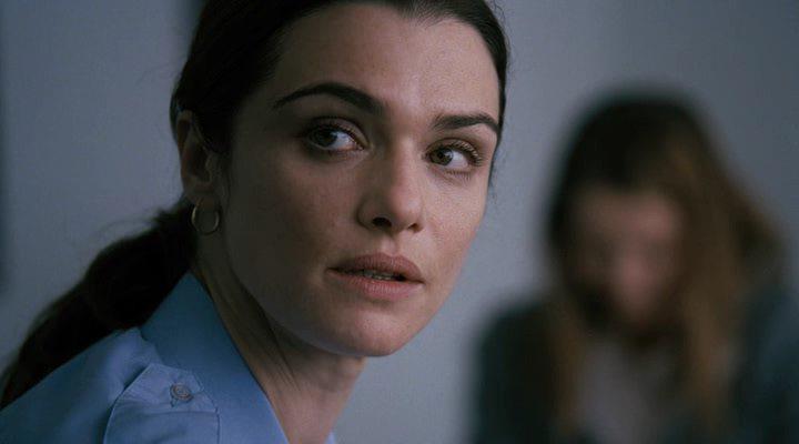 Кадр из фильма Стукачка / The Whistleblower (2010)