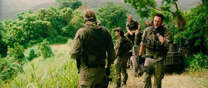 Кадр из фильма Лузеры / The Losers (2010)
