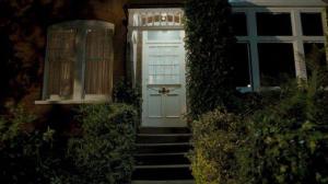 Кадры из фильма Вишневый переулок / Cherry Tree Lane (2010)