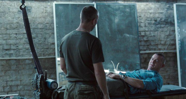 Кадр из фильма Ирландский маршрут / Route Irish (2010)